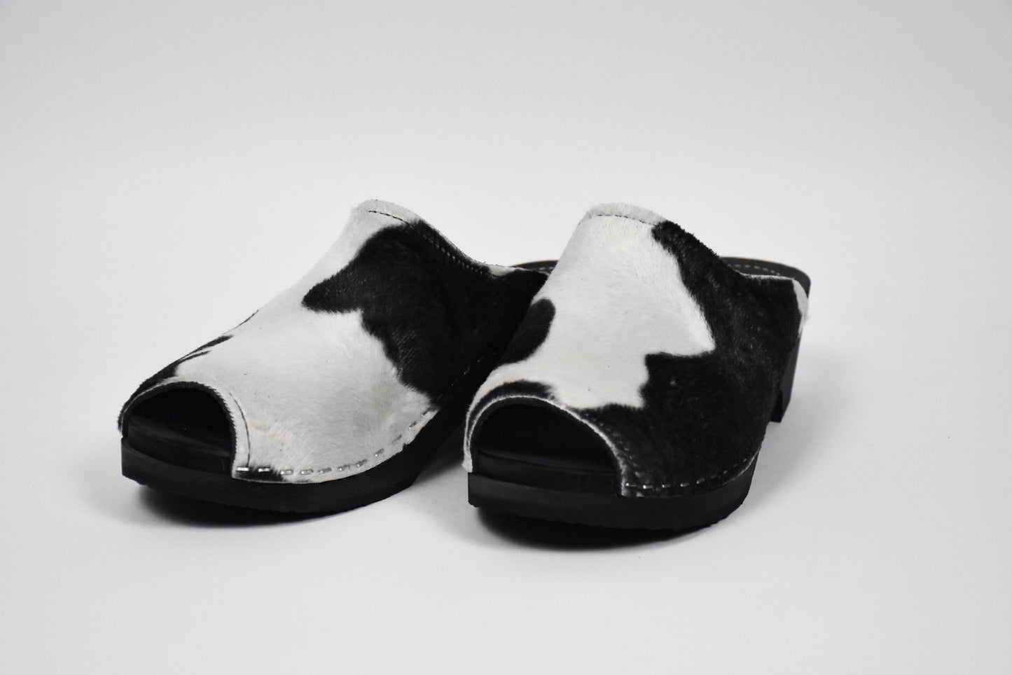 EMILIA Cow Leather Black