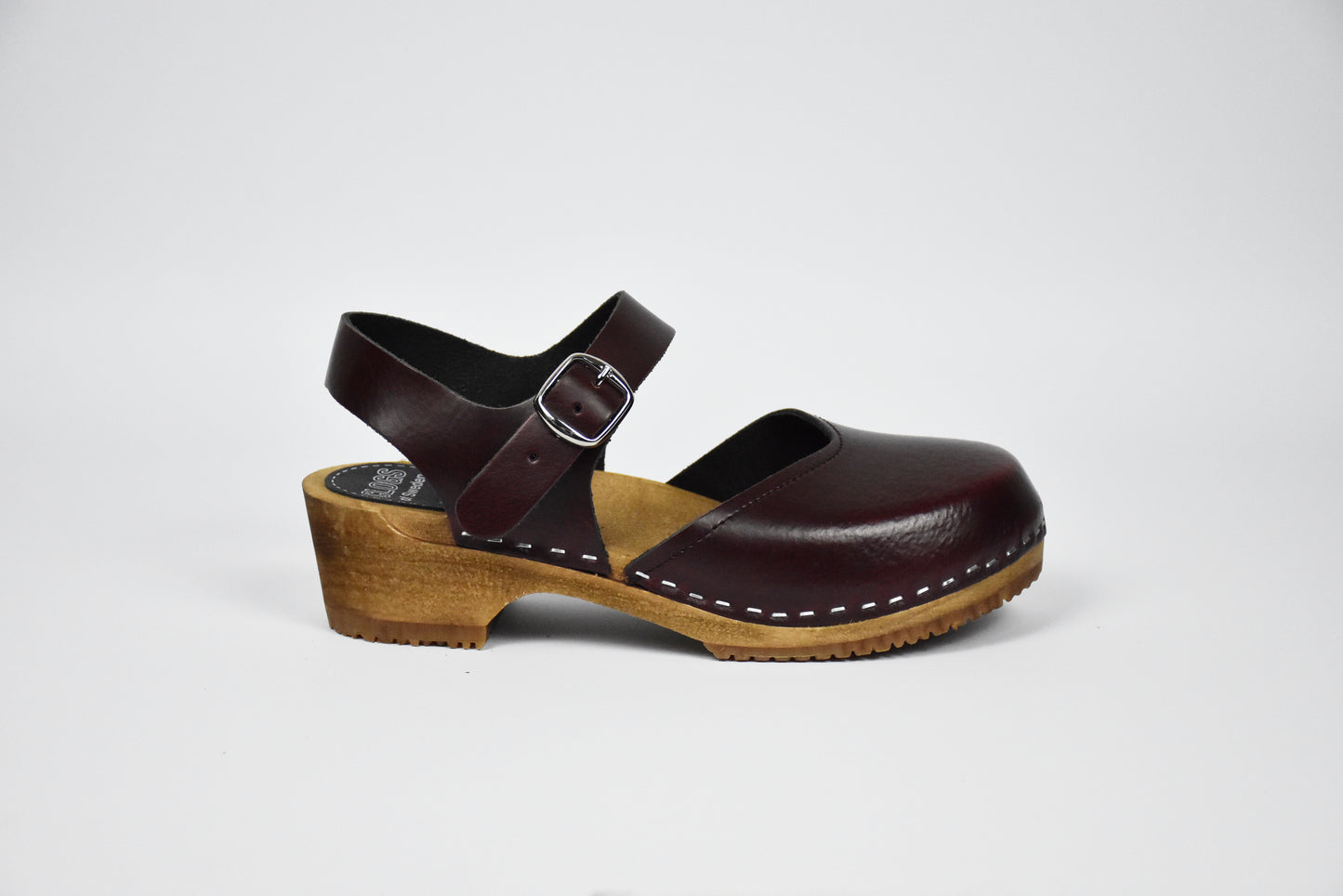 Bordeauxroter Elsa Clog (Bordo) - Seitenansicht